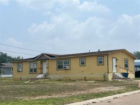 109 Rosa Street, Three Rivers, TX 78071