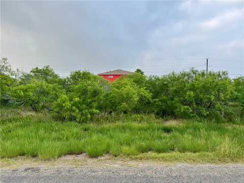98 W Shady Oak, Rockport, TX 78382