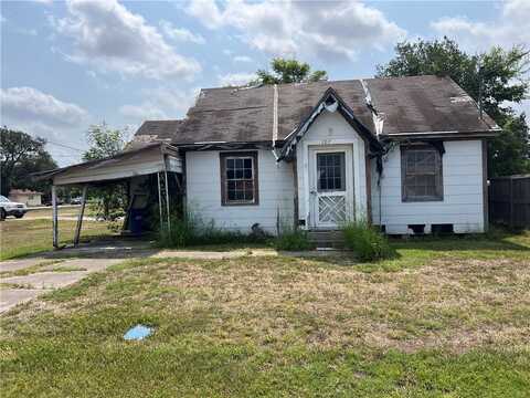 107 Gallia Street, Woodsboro, TX 78393