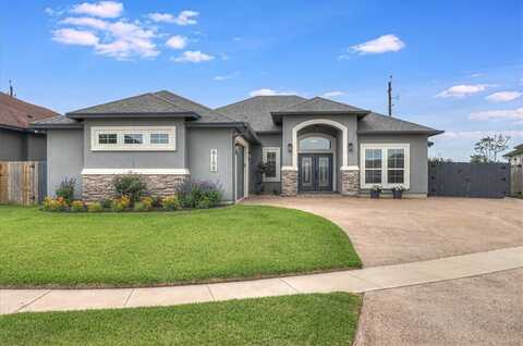 8105 Denali Drive, Corpus Christi, TX 78414