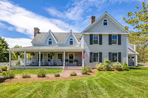 72 Oliver Snow Road, Harwich Port, MA 02646