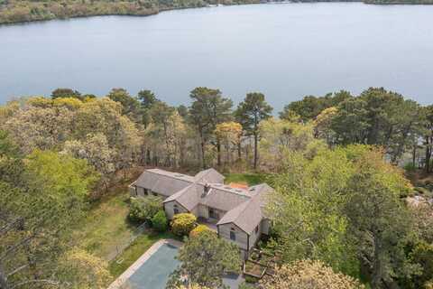 21 High Point Drive, Brewster, MA 02631