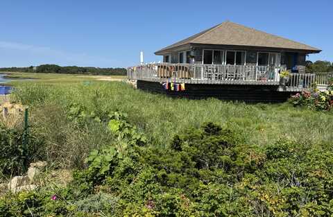 20 Beach Road, Eastham, MA 02642