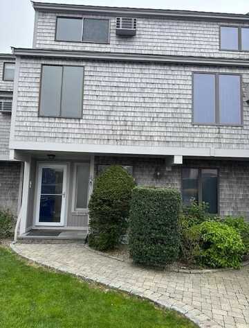 500 Ocean Street, Hyannis, MA 02601