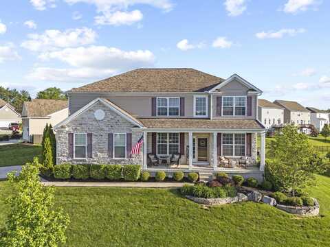 607 Green Forest Place, Lithopolis, OH 43136