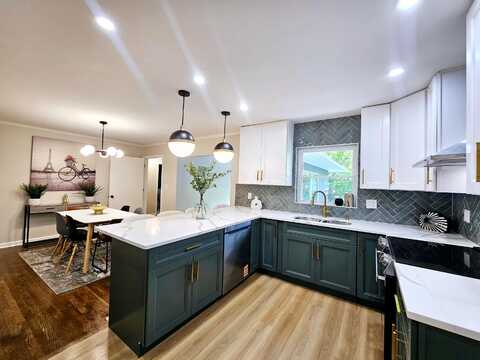 2671 Woodley Road, Columbus, OH 43231
