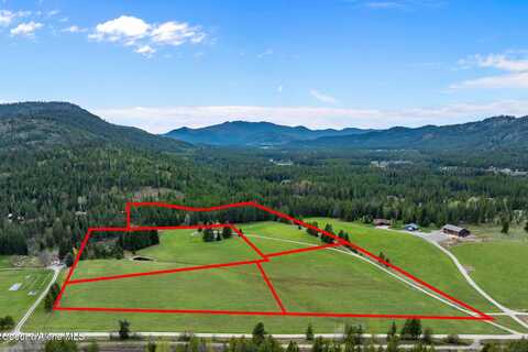 260 Hidden Creek Rd, Sagle, ID 83860
