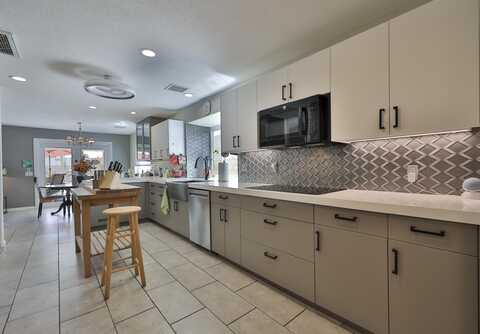 30376 Avenida Alvera, Cathedral City, CA 92234