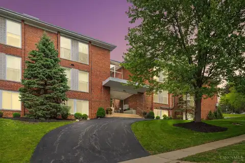 3566 Amberacres Drive, Cincinnati, OH 45212