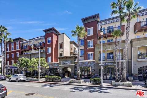 6020 Seabluff Dr, Playa Vista, CA 90094