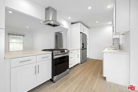 142 N Hamilton Dr, Beverly Hills, CA 90211