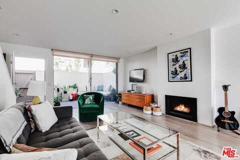 960 N San Vicente Blvd, West Hollywood, CA 90069