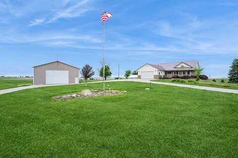 7477 28th Avenue, Watkins, IA 52354