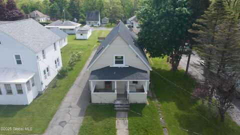 8 Rosewood Avenue, Johnstown, NY 12095