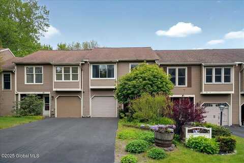 53 Carriage Road, Clifton Park, NY 12065
