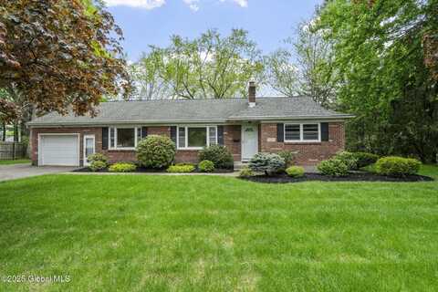 4 Albright Avenue, Guilderland, NY 12203