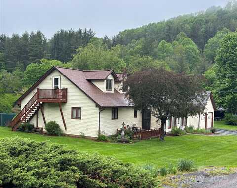 137 Clint Lewis Road, Boone, NC 28607