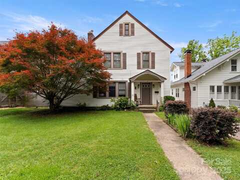 6 Woodley Avenue, Asheville, NC 28804
