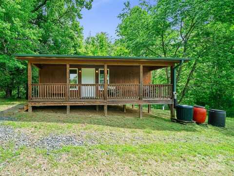 289 Bailey Settlement Road, Green Mountain, NC 28740