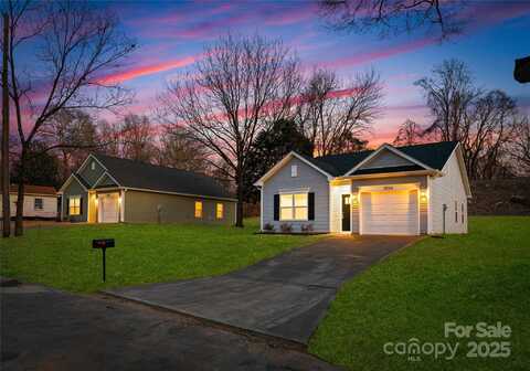 1129 Thayer Glen Court, Charlotte, NC 28213