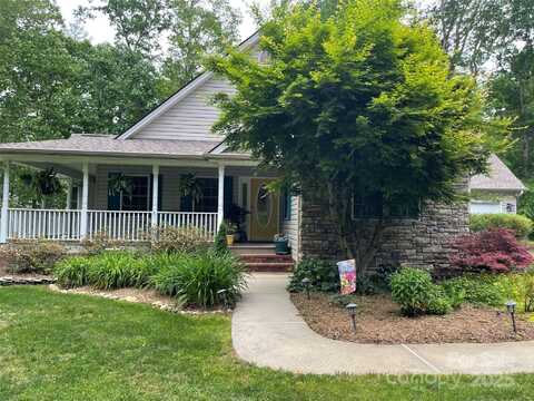 61 N Greenwood Forest Drive, Etowah, NC 28729
