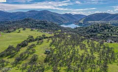 13300 Lone Bend Road, Jamestown, CA 95327