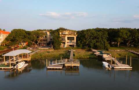 905 Palm Boulevard, Isle of Palms, SC 29451