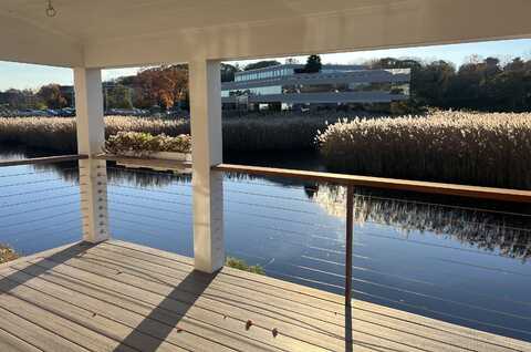 201 Main Street, Westport, CT 06880