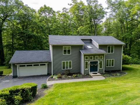 3 Morrissey Lane, New Milford, CT 06755