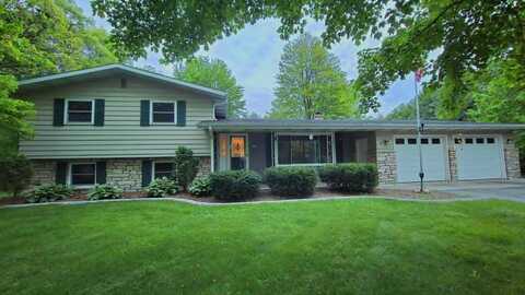1617 STOCKTON ROAD, Stevens Point, WI 54482