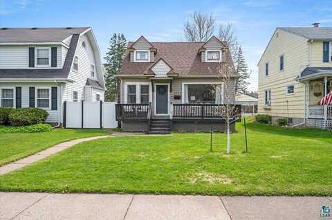 2612 Hughitt Ave, Superior, WI 54880