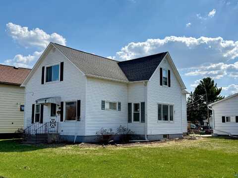 413 E 14th Ave, Ashland, WI 54806