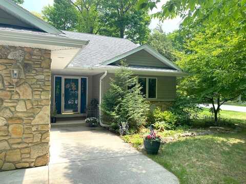 8100 E Oaks Dr, Baileys Harbor, WI 54202
