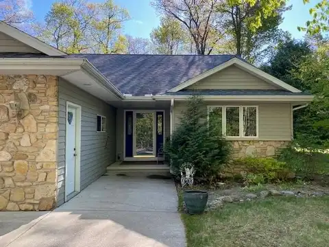 8100 E Oaks Dr, Baileys Harbor, WI 54202