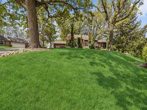 2900 Virginia Place, Des Moines, IA 50321