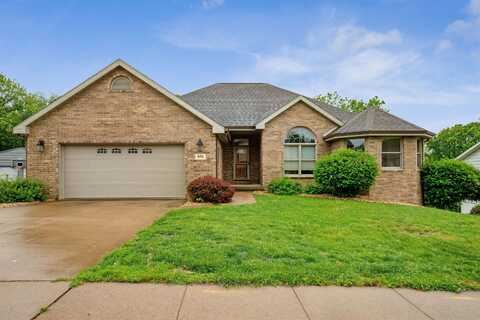 970 Hawkeye, Dubuque, IA 52001