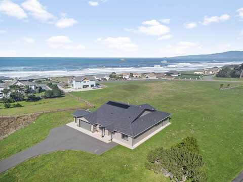 125 Sand Dune, Smith River, CA 95567
