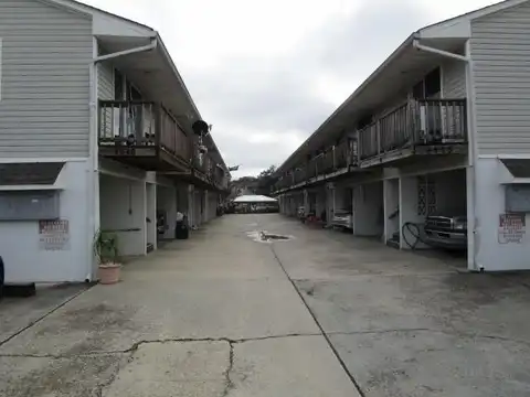 4648 PONTCHARTRAIN Drive F, Slidell, LA 70458
