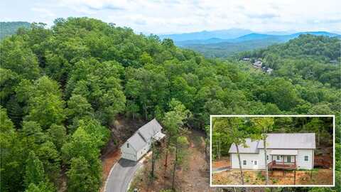 515 Hazels Creek Ln, Franklin, NC 28734