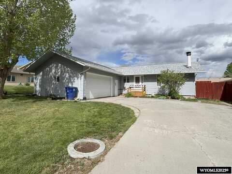 315 Summit, Riverton, WY 82501