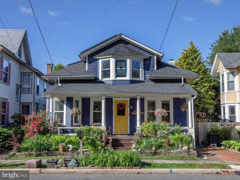 8 S MAIN STREET, STOCKTON, NJ 08559