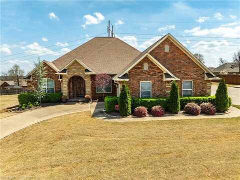 2304 Durango DR, Van Buren, AR 72956