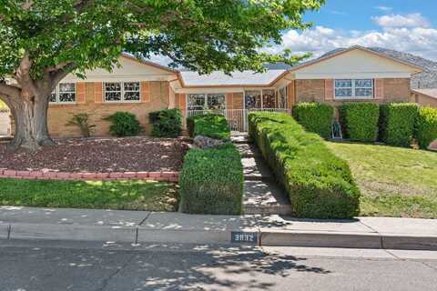 3832 BIG BEND Road NE, Albuquerque, NM 87111