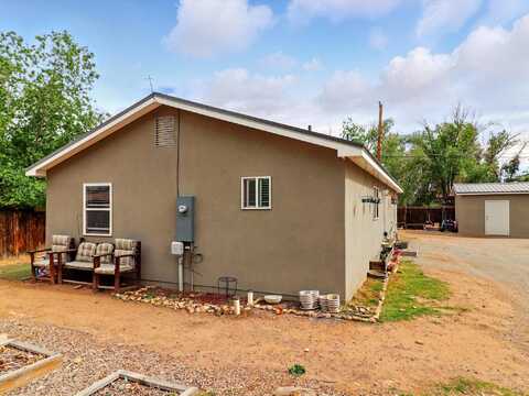 3014 Sioux Street NW, Albuquerque, NM 87107