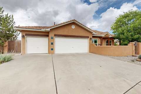 909 BOSQUE Road NE, Albuquerque, NM 87113