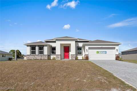 3206 NE 13th Court, Cape Coral, FL 33909