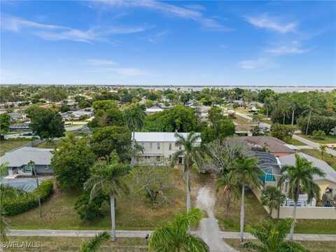12430 McGregor Boulevard, Fort Myers, FL 33919