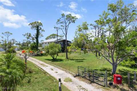 8625 Redwood Drive, Saint James City, FL 33956