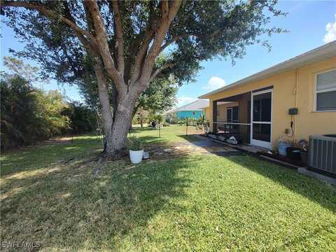 1418 SE 24th Avenue, Cape Coral, FL 33990
