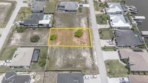 1633 NW 43rd Avenue, Cape Coral, FL 33993